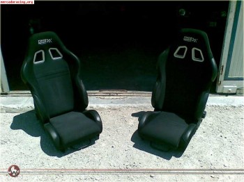 Pareja de semibacquet race sport