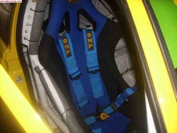 Baquets y arneses omp