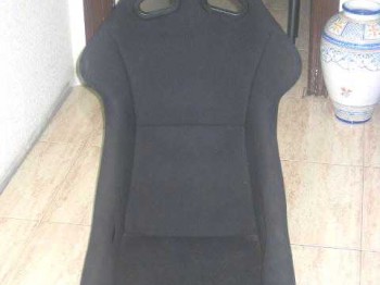 Vendo baquet omp negro 95€. urge