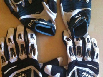 3 pares de guantes fox