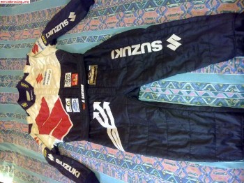 Se vende buzo copa suzuki talla 58