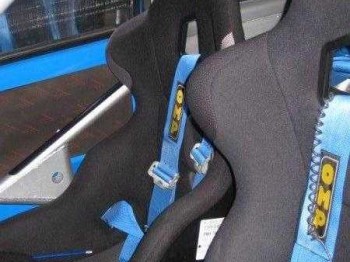 Vendo arneses omp de 6 puntos