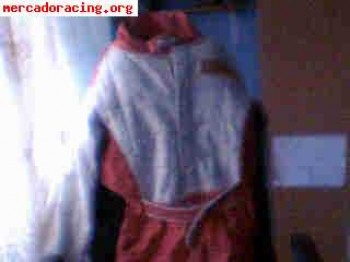 Se vende mono talla 58