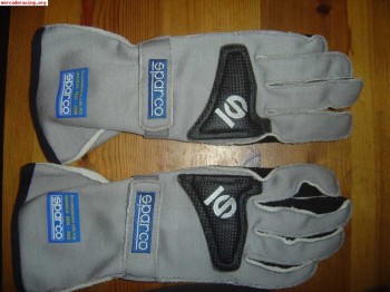Se venden guantes