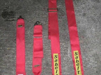 Arneses anchos caducados