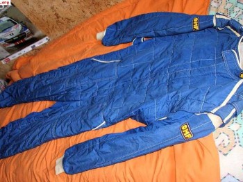 Mono y botines homologado