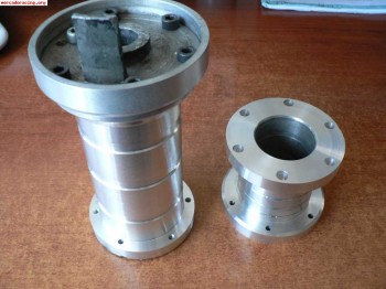 Se venden pomos y separadores en aluminio o nylon