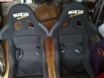 Se venden dos backets sparco pro 2000 homologados 