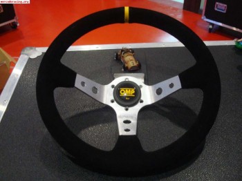 Volante wrc3 piel vuelta vitola amarilla brazos plata o negr