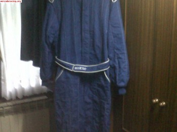 Se vende mono sparco azul talla 60