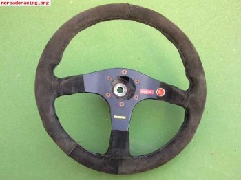 Se vende volante momo corse