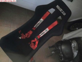 Se vende baquet sparco y arnes iresa solo en alicante