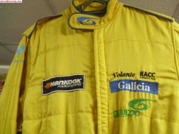 Se venden 2 trajes volante racc