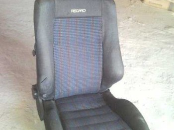 Se venden asientos recaro