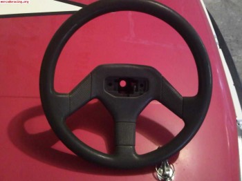 Vendo volante de 205 rallye