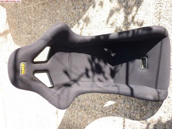 Vendo backet omp rs de fibra caducado (solo 65 euros!)