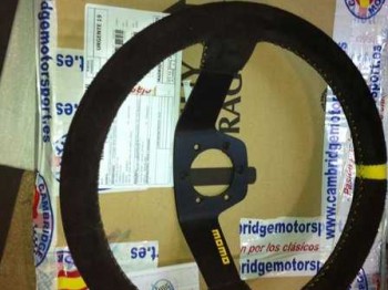 Se vende volante momo