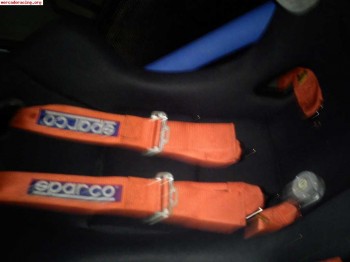 Vendo arneses sparco anchos