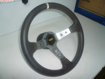 Se vende volante desplazado y piña para grupo vag