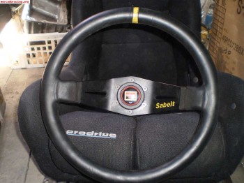 Volante sabelt desplazado