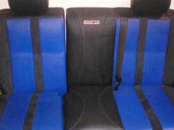 Se venden asientos traseros y paneles de ford focus rs mk1