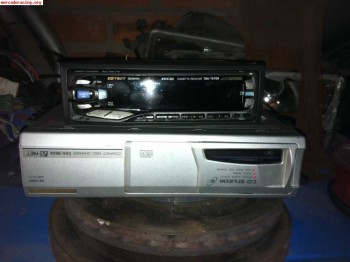 Vendo radiocassete con cargador