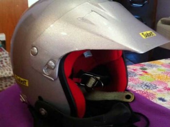 Casco savelt nuebo oferta y funda 