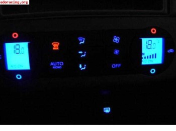 Vendo, climatizador bizona ford focus, iluminación azul.