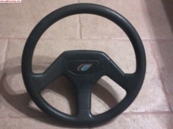 Vendo volante original de 205 rallye