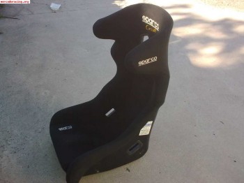 Vendo baquet, arnes y extinción