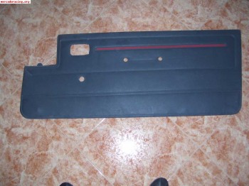 Se vende paneles de las puertas de 205 rallye
