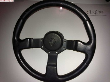 Volante gt turbo con piña y tapa 80€