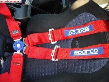 Compro arnes rojo ancho de 4 puntos caducado, a poder ser sp
