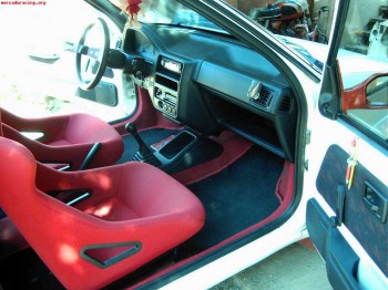 Se vende moqueta roja 106 rallye
