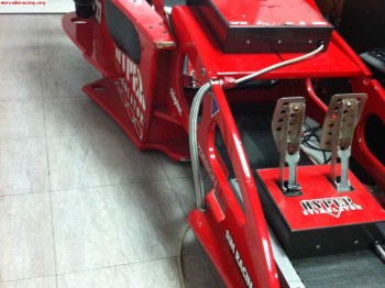 Este simulador de f-1 ex pedro de la rosa 