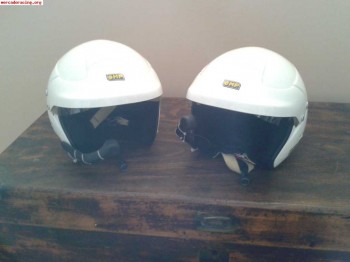 Vendo 2 cascos omp jet 4