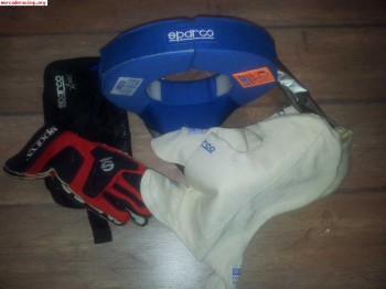 Se vende equipación sparco