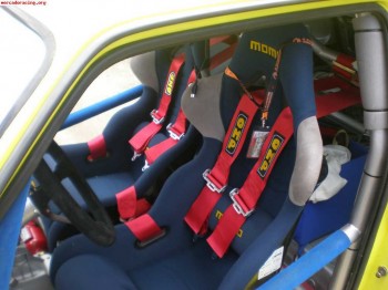 Bakets momo de fibra con homologacion 450 euros