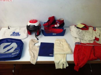 Vendo equipacion sparco nuevo con etiquetas