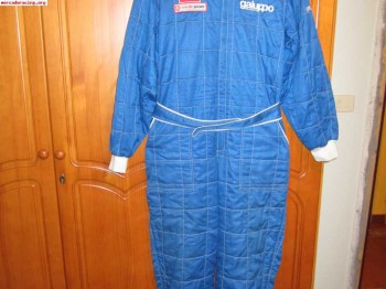 Vendo buzo fia 2000 talla 60