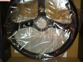 Se vende volante omp original 