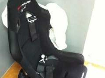 Baquet gp racing (con homologación fia   arnes 5 puntos 220€