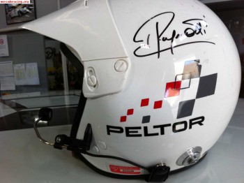 Casco peltor  fia con interfonos y clips hans.