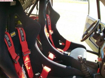 Vendo baquets omp y arneses caducados