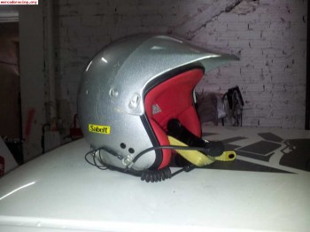 Mono  y ropa interior inifuga y casco