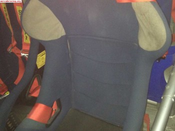 Vendo backet momo corse