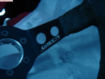 Se vende volante sparco oreca  y piña omp.