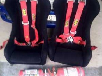 Baquets y arneses homologados