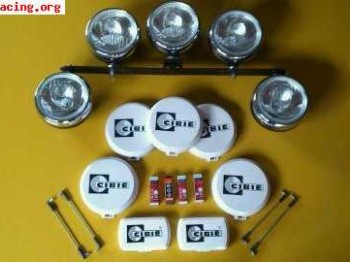 Se vende parrilla de faros.