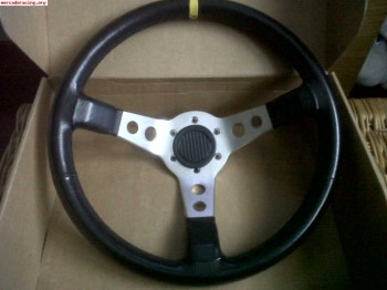 Se vende piña para volante desplazado de 206 gti